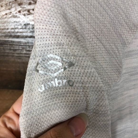 Umbro Long Sleeve‎ Shirt - Picture 7 of 7